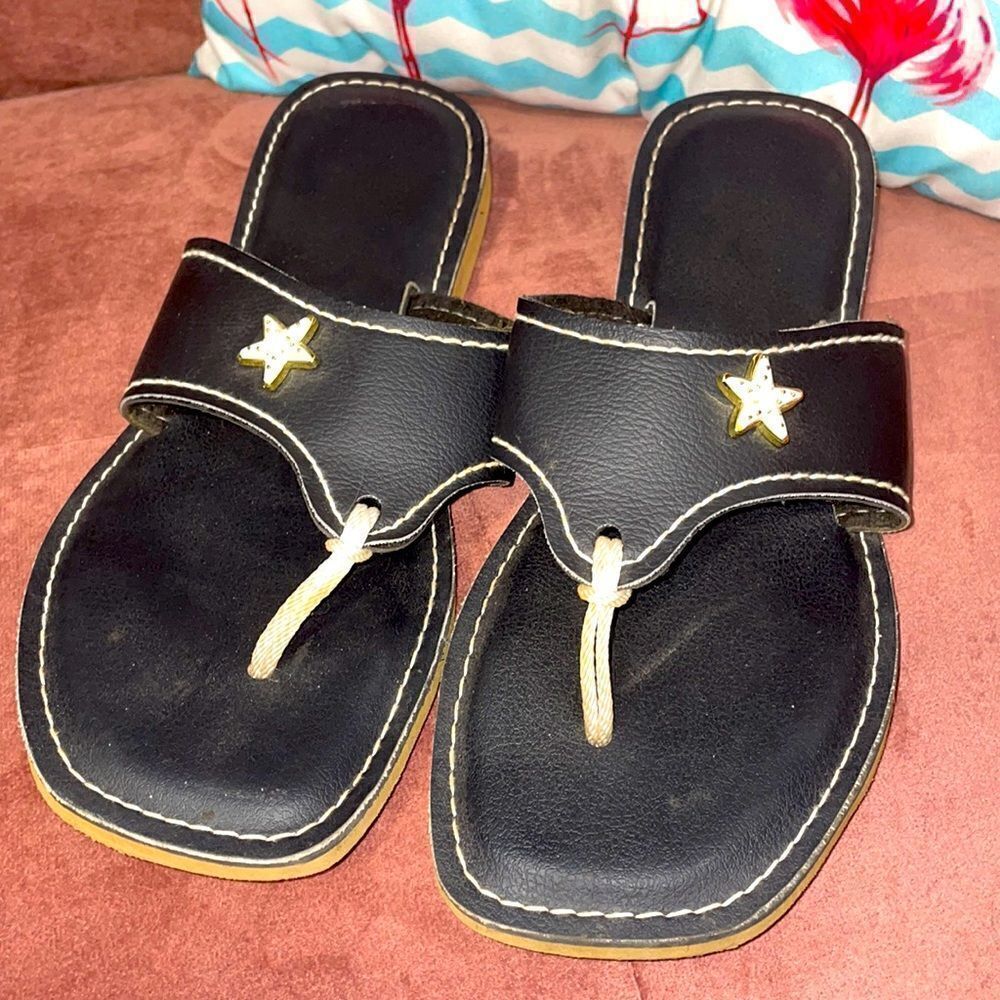 Kino flip flops with starfish on the top size 10